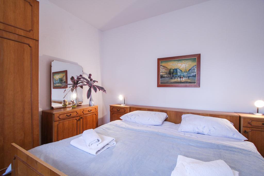 Apartment Cvita Трогир Номер фото