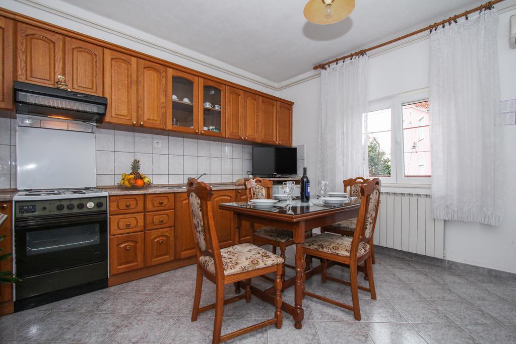 Apartment Cvita Трогир Экстерьер фото