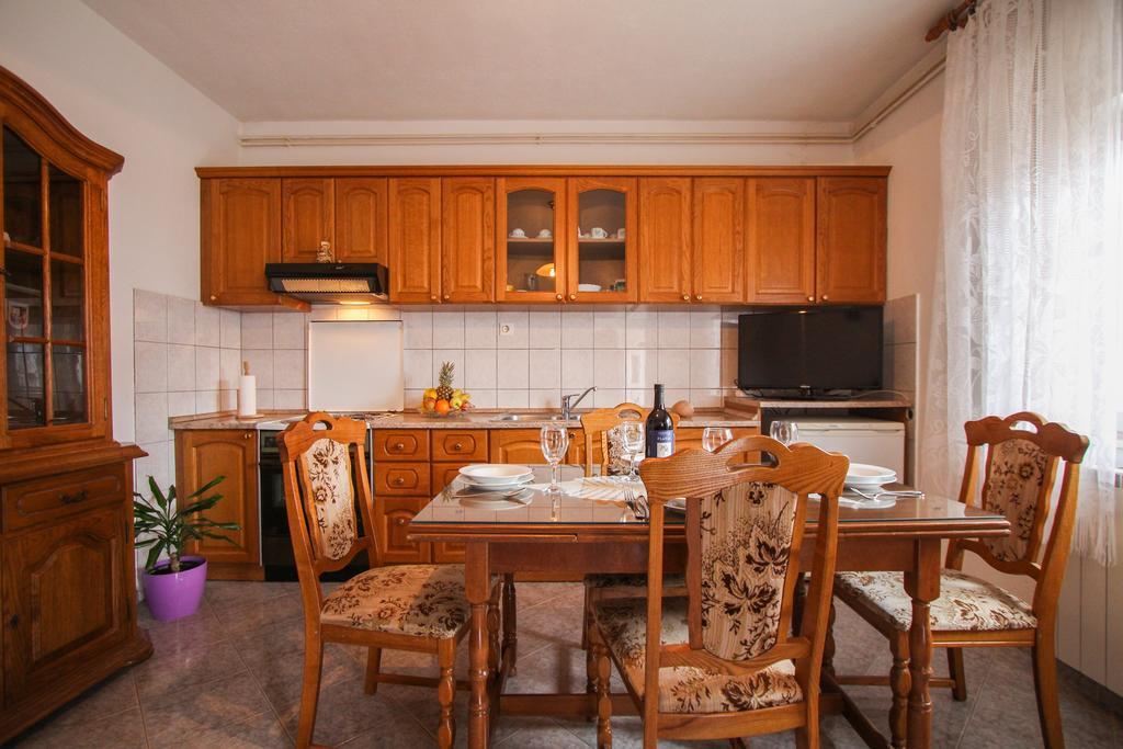 Apartment Cvita Трогир Номер фото