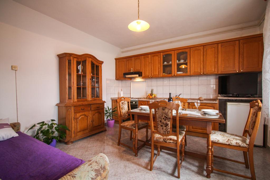 Apartment Cvita Трогир Номер фото